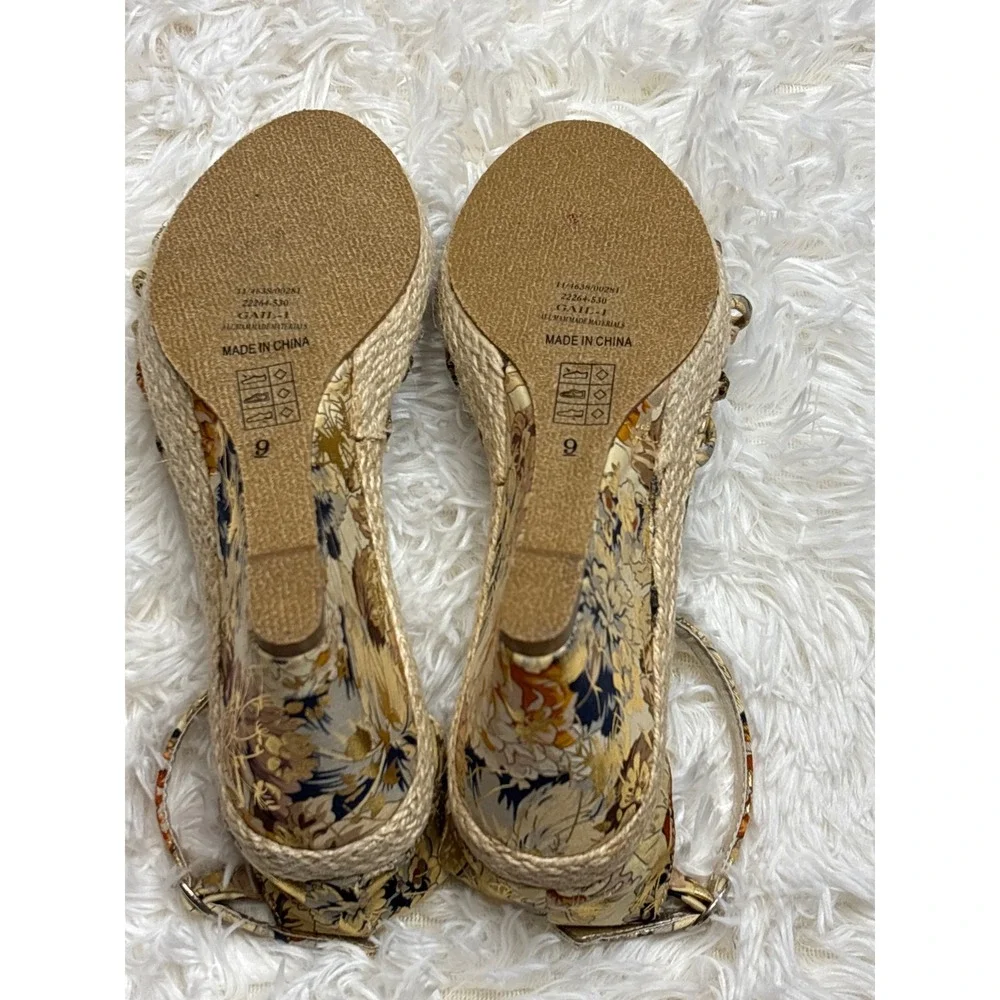 Pierre Dumas Gail-1 Floral Gold Metallic Espadrille Wedge Sandals Womens 9
